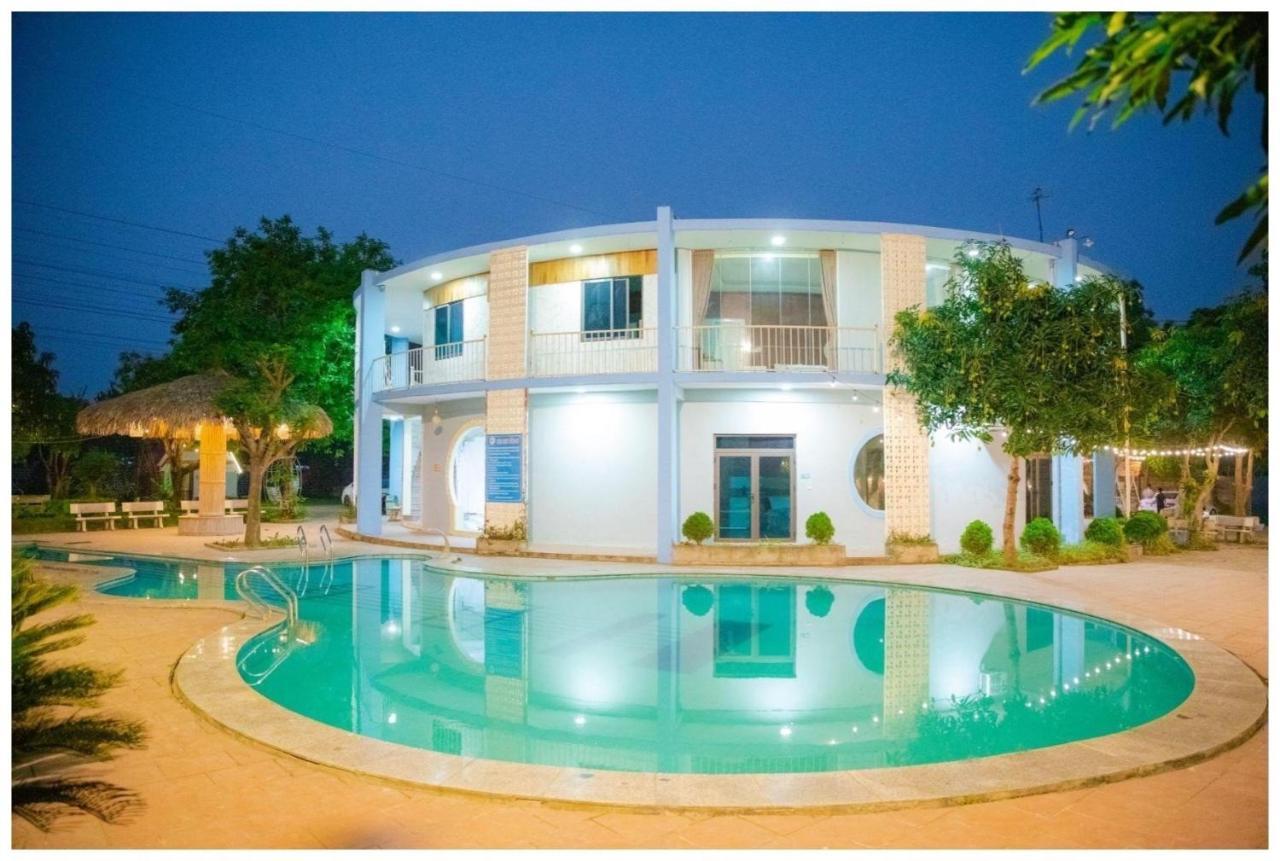 Bien Dong Complex Ξενοδοχείο Luong Son  Εξωτερικό φωτογραφία